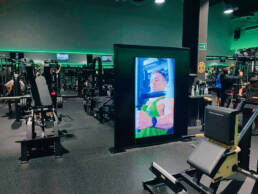 palestra ravenna gym h24 - monitor da interno - marketing display - verona