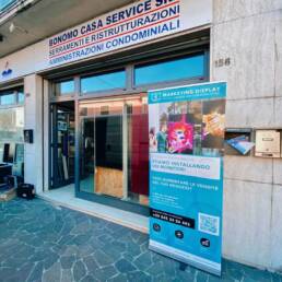 marketing display verona bonomo casa service vicenza monitor da vetrina