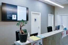 Vendita e Installazione monitor da interno - Marketing Display Verona - polimedica fisiohome