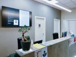 Vendita e Installazione monitor da interno - Marketing Display Verona - polimedica fisiohome