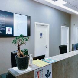Vendita e Installazione monitor da interno - Marketing Display Verona - polimedica fisiohome