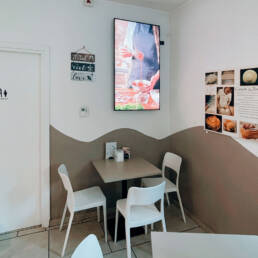 Monitor da interno Pasticceria Caffetteria Bontempi Brescia Marketing Display Verona