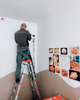 Monitor da interno Pasticceria Caffetteria Bontempi Brescia Marketing Display Verona