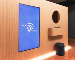 Installazione monitor da interno per DOMUS - Marketing Display - Verona