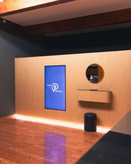 Installazione monitor da interno per DOMUS - Marketing Display - Verona