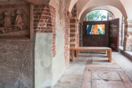 Installazione monitor touchscreen - Chiese Vive Chiesa di San Fermo a Verona - Marketing Display Verona