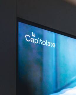 Monitor da interno per biblioteca capitolare di Verona - Marketing Display