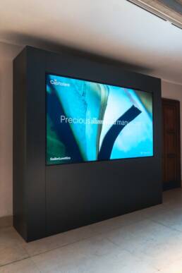 Monitor da interno per biblioteca capitolare di Verona - Marketing Display
