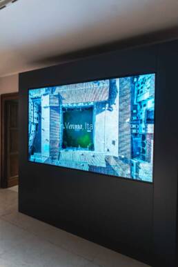 Monitor da interno per biblioteca capitolare di Verona - Marketing Display